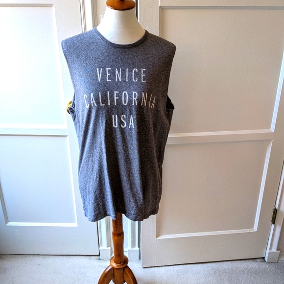 Apolis Tops - Apolis Global Citizen gray tank top Sz M